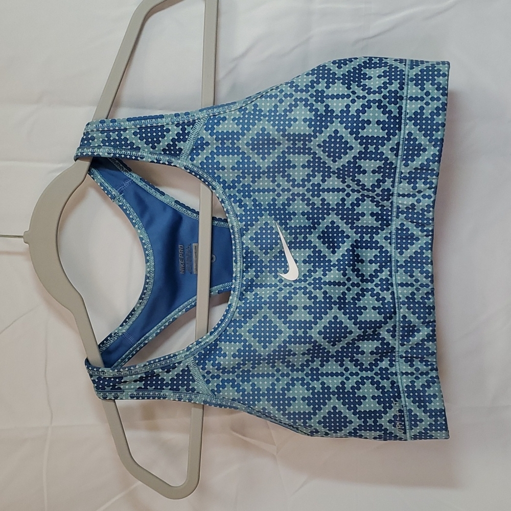 Nike Sports Bra - Racer back